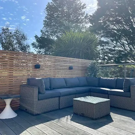Stunning 4 Bedroom With Wild Spa, Gym & Hot Tub Holiday home Newquay (Cornwall)